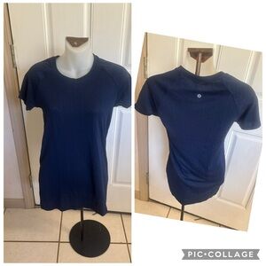 Size 8 Lululemon Herringbone Dot Club Blue Swiftly Pointelle Short-Sleeve Shirt